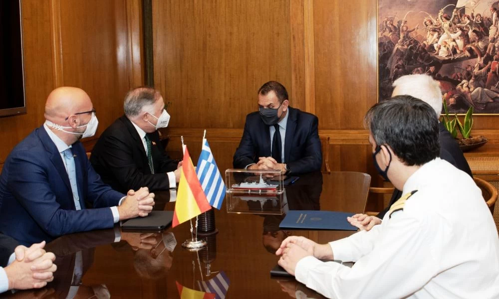 Φρεγάτες ΠΝ: Συνεχίζεται το "μπρα-ντε-φερ" των "μνηστήρων"